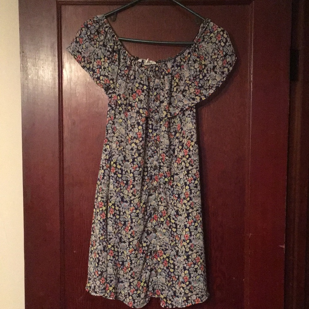 Like new Juniors floral print dress